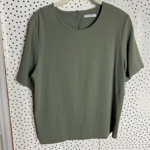 MM Lefleur Olive  Women's Top
